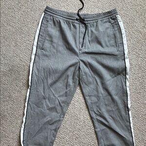 Stylish grey & white Checkered Men's Pants